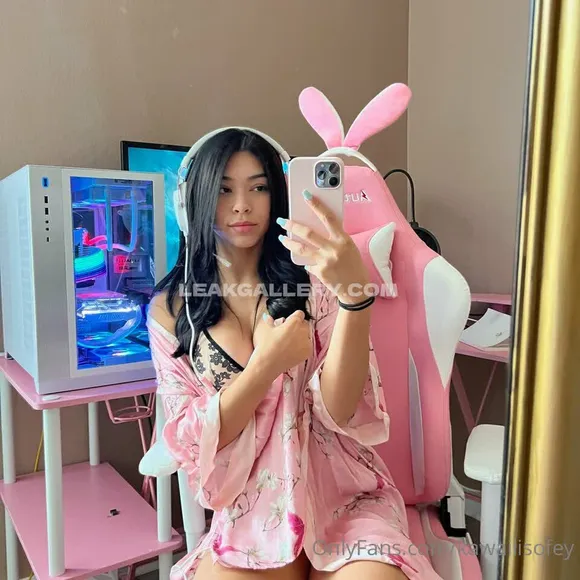 Kawaiisofey / aisahasofey / aishahsofey Exclusive Leaked Nude Onlyfans #1758989