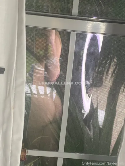 Taylerhills Exclusive Leaked Nude Onlyfans #1996625