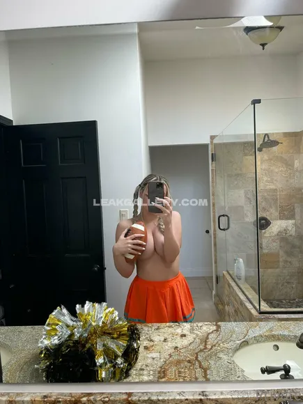 Azra_lifts Exclusive Leaked Nude Onlyfans #1008531