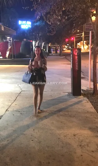 Luciana90luna95 Exclusive Leaked Nude Onlyfans #1723137
