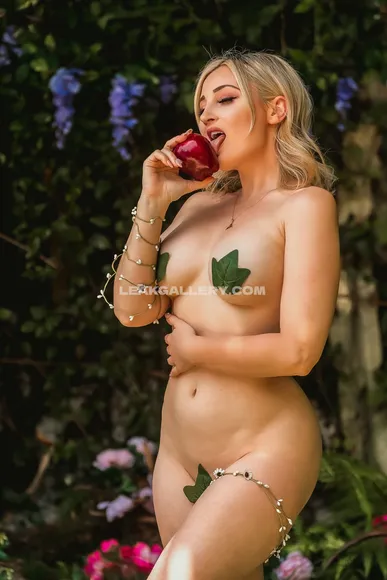 Hollytwolf Exclusive Leaked Nude Onlyfans #1073789