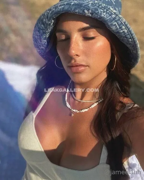 Jameelahh Exclusive Leaked Nude Onlyfans #1844578