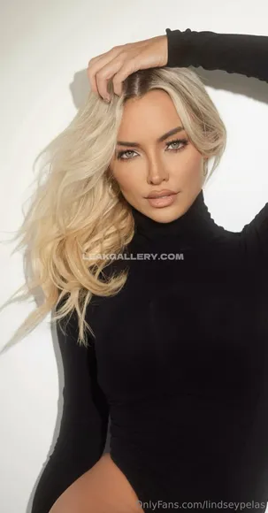 Lindseypelas Exclusive Leaked Nude Onlyfans #1802412