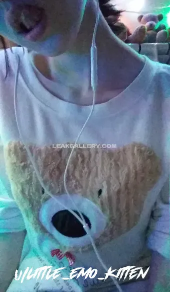 Littleemokitten Exclusive Leaked Nude Onlyfans #2166070
