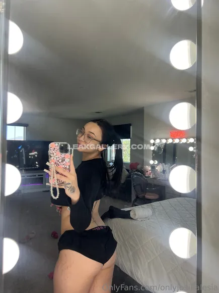 Josiealesia Exclusive Leaked Nude Onlyfans #521374