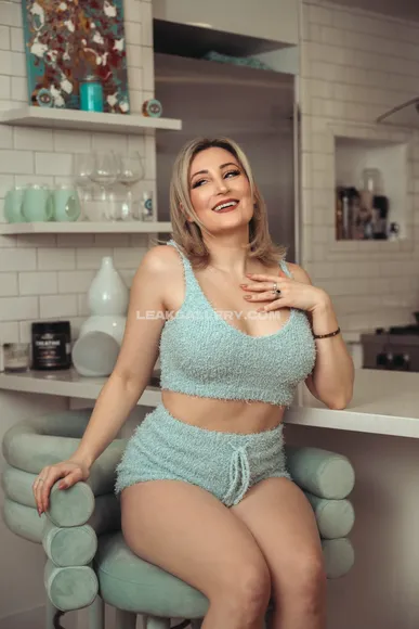 Hollytwolf Exclusive Leaked Nude Onlyfans #1075628