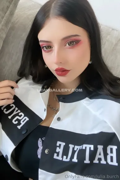 Juliaburch / juliaaburch Exclusive Leaked Nude Onlyfans #1426823