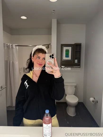 Queenpussybossv Exclusive Leaked Nude Onlyfans #2238427