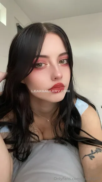 Juliaburch / juliaaburch Exclusive Leaked Nude Onlyfans #1467034