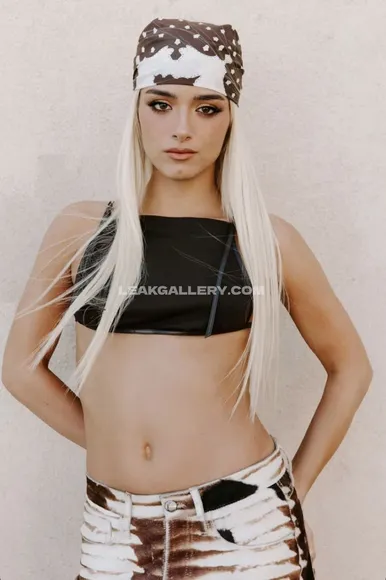 Dixiedamelio Exclusive Leaked Nude Onlyfans #2135054