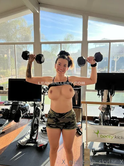 X_elizabeth_skylar_x Exclusive Leaked Nude Onlyfans #739427