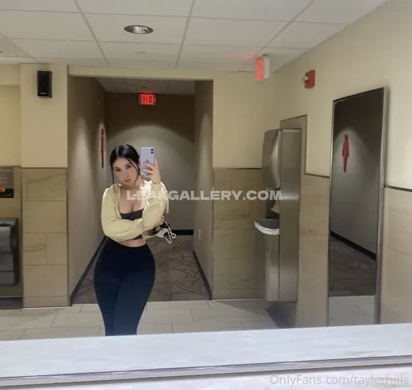 Taylerhills Exclusive Leaked Nude Onlyfans #1991172