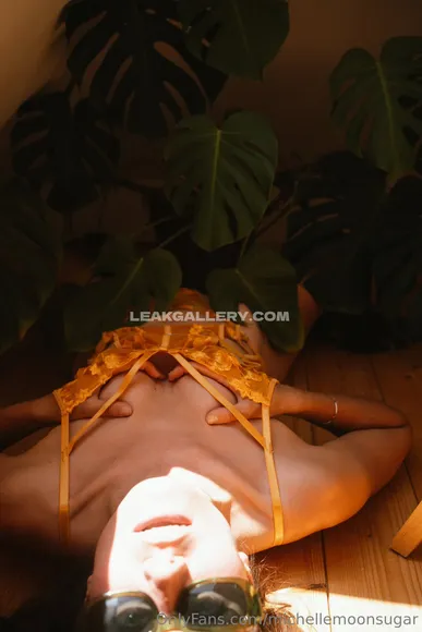 Michellemoonsugar Exclusive Leaked Nude Onlyfans #937114