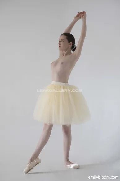 Theemilybloom Exclusive Leaked Nude Onlyfans #2015837