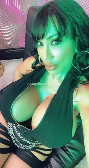 Avadevine Exclusive Leaked Nude Onlyfans #1340975