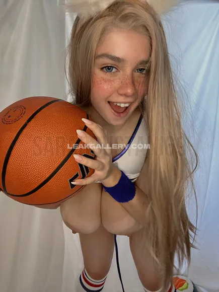 Sarahbustani Exclusive Leaked Nude Onlyfans #1884298