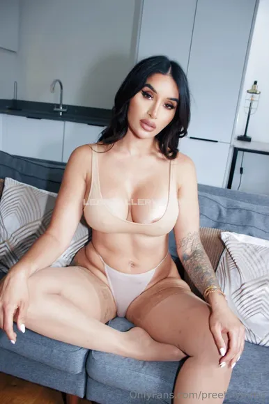 Priya_y / preeti_young Exclusive Leaked Nude Onlyfans #814430