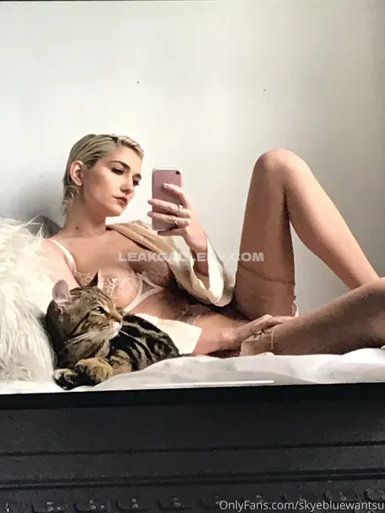 Skyebluewantsu Exclusive Leaked Nude Onlyfans #1800372
