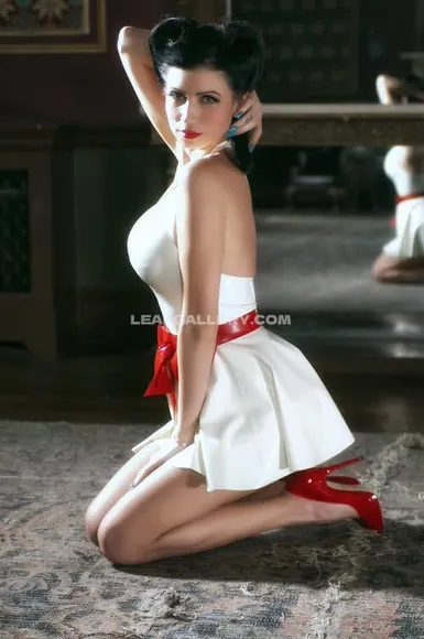 Lillyroma1982 Exclusive Leaked Nude Onlyfans #1840627
