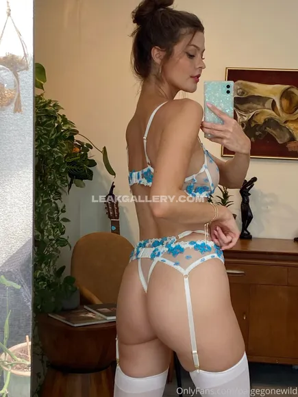 Ellyclutch Exclusive Leaked Nude Onlyfans #1823905