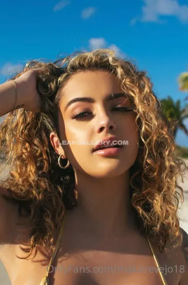 Malutrevejo18 / malutrevejo / malutrevjo / malu_trevejo Exclusive Leaked Nude Onlyfans #1729944