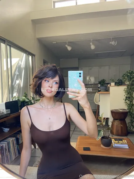 Ellyclutch Exclusive Leaked Nude Onlyfans #1817400