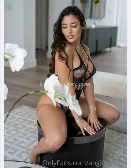 Angievarona Exclusive Leaked Nude Onlyfans #1784975