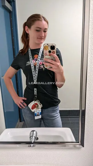 Redheadgivesyouwings Exclusive Leaked Nude Onlyfans #755348