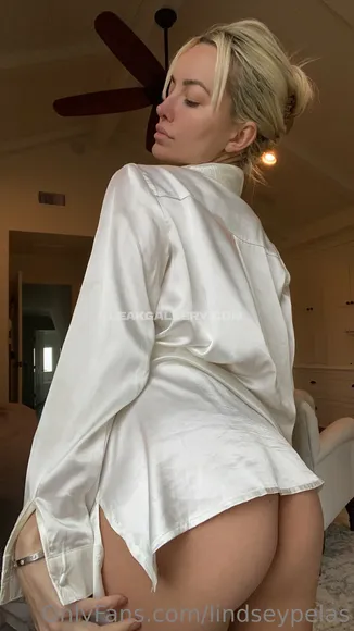 Lindseypelas Exclusive Leaked Nude Onlyfans #1793681