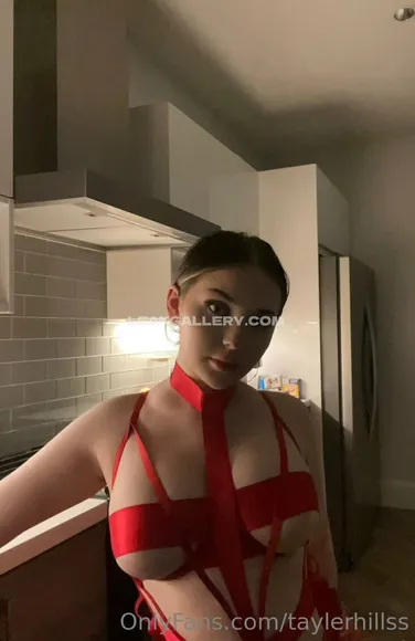 Taylerhills Exclusive Leaked Nude Onlyfans #1998239