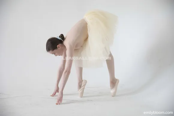 Theemilybloom Exclusive Leaked Nude Onlyfans #2006897