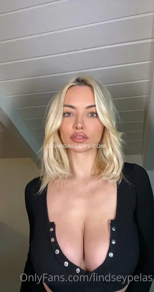 Lindseypelas Exclusive Leaked Nude Onlyfans #1791606