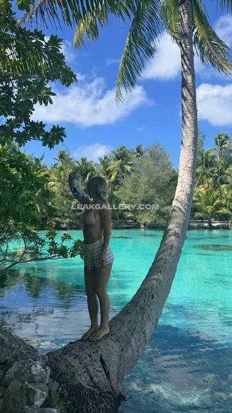 Emilyelizabeth Exclusive Leaked Nude Onlyfans #465264