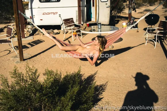 Skyebluewantsu Exclusive Leaked Nude Onlyfans #1794045