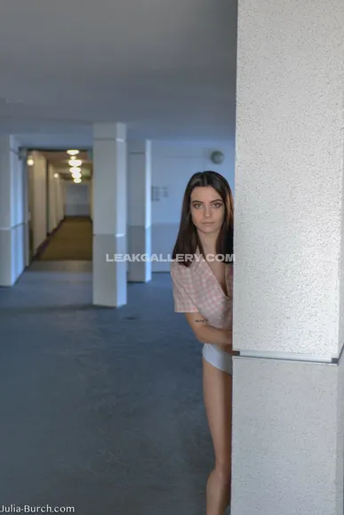 Juliaburch / juliaaburch Exclusive Leaked Nude Onlyfans #1433315