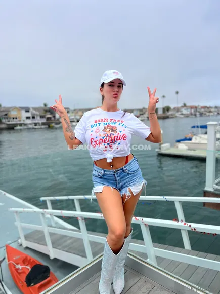 X_elizabeth_skylar_x Exclusive Leaked Nude Onlyfans #736215