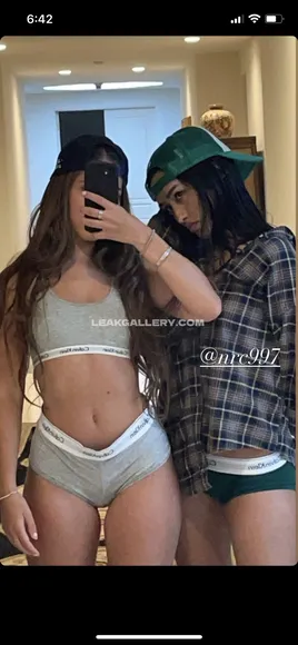 Emarrb / emarb Exclusive Leaked Nude Onlyfans #2444914