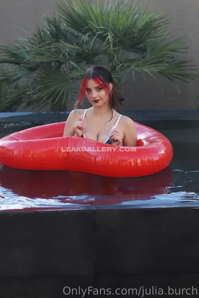 Juliaburch / juliaaburch Exclusive Leaked Nude Onlyfans #1438342