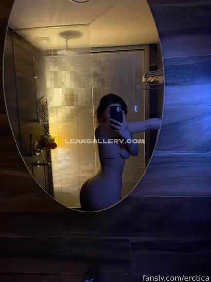 Erotica2222 Exclusive Leaked Nude Onlyfans #2116152