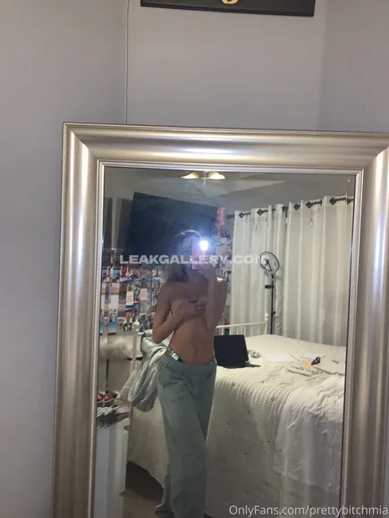 Prettybitchmia Exclusive Leaked Nude Onlyfans #1594942