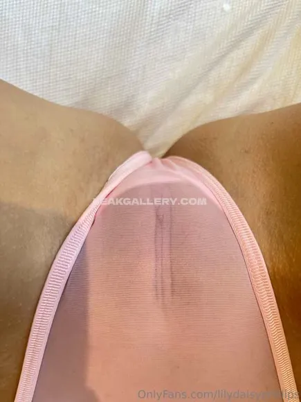 Lilydaisyphillips / lildaisyphillips Exclusive Leaked Nude Onlyfans #2227444