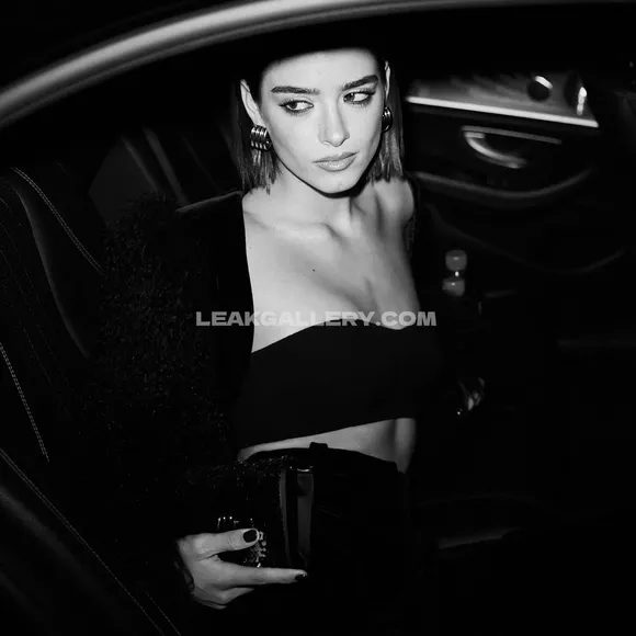 Dixiedamelio Exclusive Leaked Nude Onlyfans #2135350