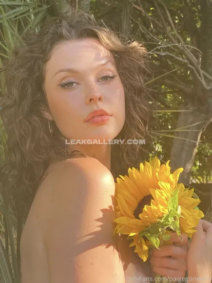 Ellyclutch Exclusive Leaked Nude Onlyfans #1814137