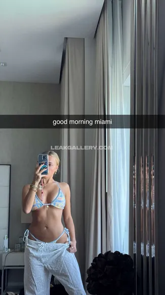 Corinnakopf / corinakopf / corinniakopf / corrinakopf Exclusive Leaked Nude Onlyfans #2862115