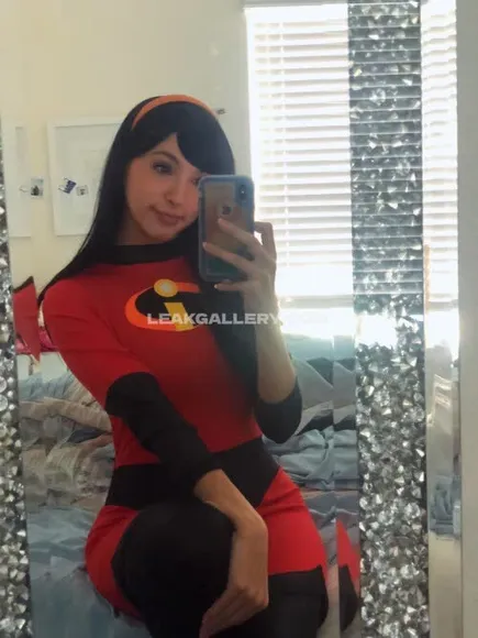 Missfloraberlin Exclusive Leaked Nude Onlyfans #2073520