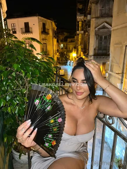 Jameelahh Exclusive Leaked Nude Onlyfans #1844892