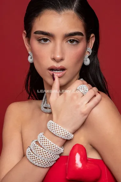 Dixiedamelio Exclusive Leaked Nude Onlyfans #2135718