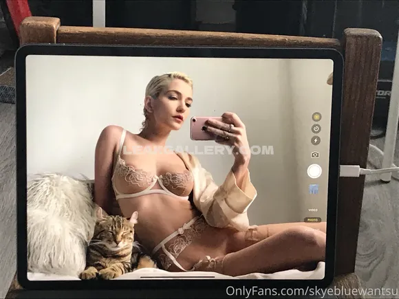Skyebluewantsu Exclusive Leaked Nude Onlyfans #1799266