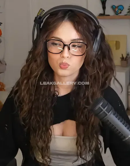 Valkyrae Exclusive Leaked Nude Onlyfans #2153764