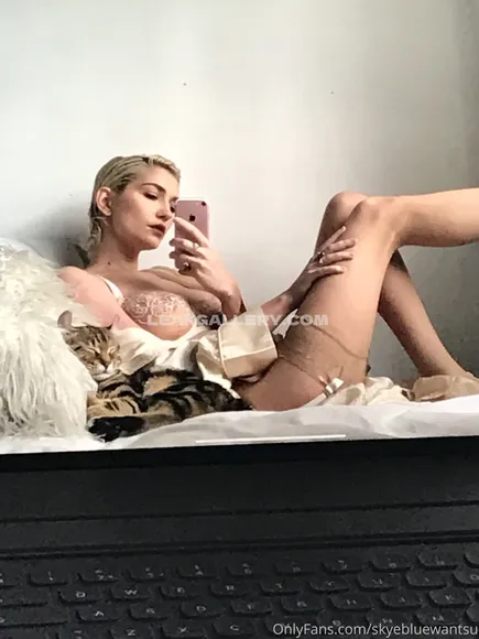 Skyebluewantsu Exclusive Leaked Nude Onlyfans #1798537